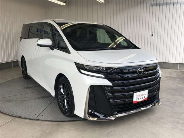 ヴェルファイアハイブリッド 2.5 Z プレミア E-Four 4WD