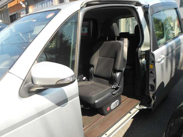 スペイド1.5 F 4WD