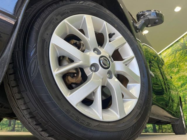 �y����15�C���`�A���~�z�C�[���z�O�ςɃ}�b�`���������A���~�z�C�[���𑕒����Ă���܂��B�e��ЊO�A���~�z�C�[����A�X�^�b�h���X�^�C�����戵�����Ă���܂��B���񂲑��k����������