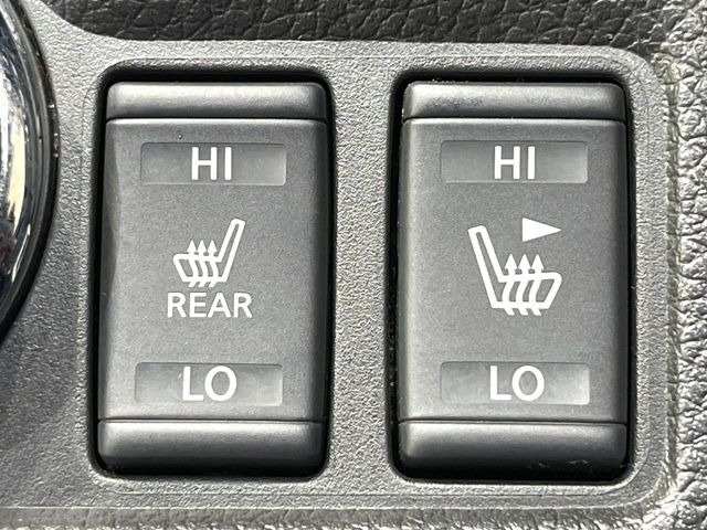 【シートヒーター】寒い日に重宝するシートヒーター!エアコンより早く温まってくれるので寒がりの人も安心ですね♪エアコンの温風は乾燥するから苦手、という方にもをおすすめです。