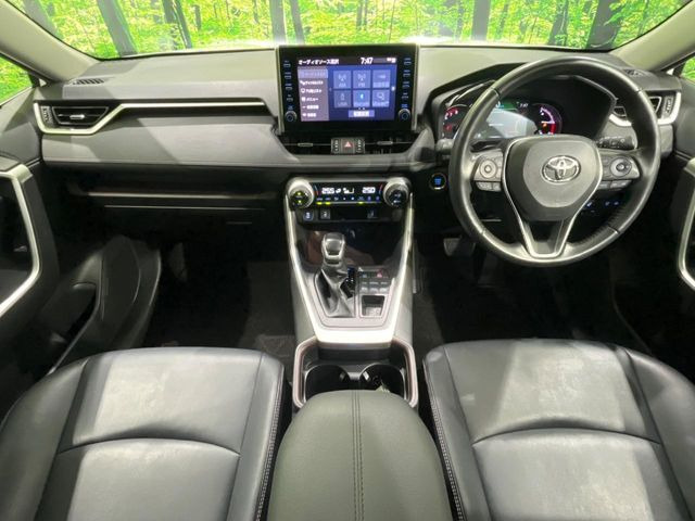 RAV42.0 G 4WD