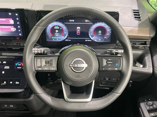 �y�X�e�A�����O�X�C�b�`�z�^�]���A�O������ڐ������炷���ƂȂ��A�I�[�f�B�I���̑��삪�\�ȕ֗��@�\!���S&���K�ȃh���C�u�����o���Ă���܂���