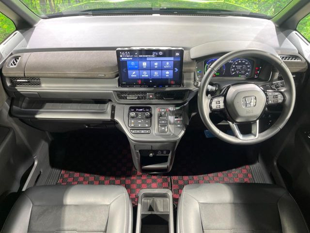 ステップワゴン2.0 e:HEV スパーダ プレミアムライン