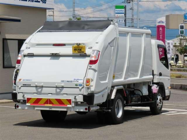 キャンターパッカー車