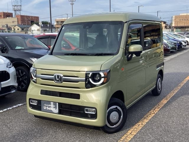 N-VAN+スタイル ファン ターボ 4WD