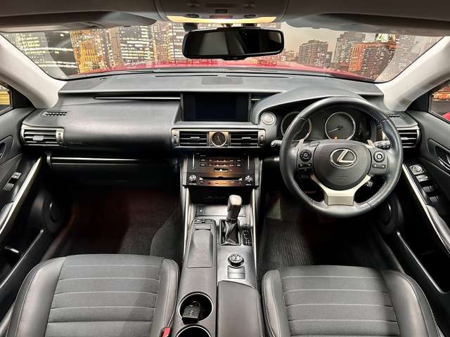 ���{�����s�ɃZ�_���ESUV�𒆐S�Ɂw���l�ł����i�x�œW�����Ă���ǎ����ÎԐ��X�ł��B���̗��C�����Ȃ��̎ԗ�����Ŏ�舵��!�B�֐��n��ōł������ȉ��i���ŗǎ��Ԃ����񋟂ł���悤�w�߂Ă���܂��B