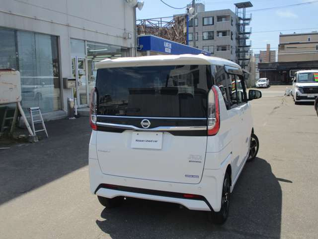 ルークスX 4WD