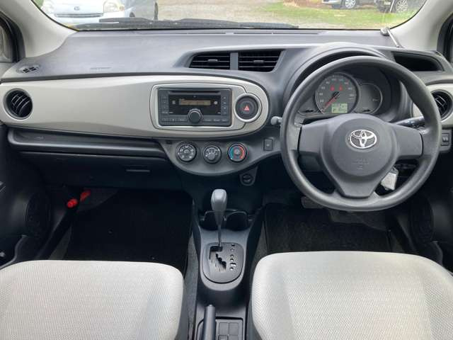 ヴィッツ1.3 F 4WD
