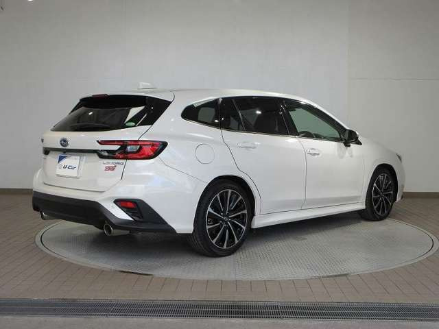 レヴォーグ1.8 STI スポーツ EX 4WD