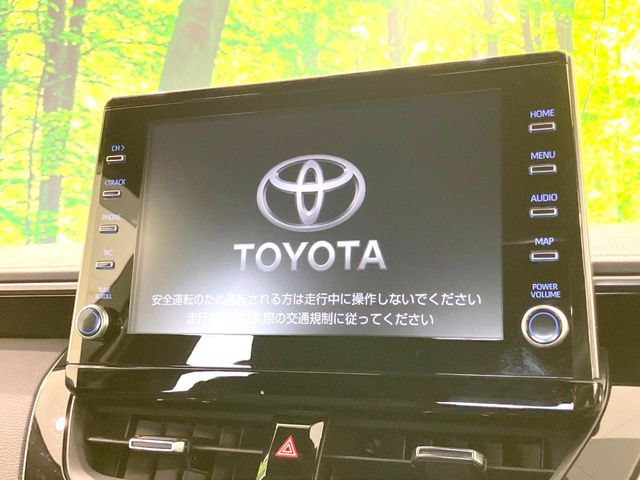 カローラツーリング1.8 ハイブリッド W×B