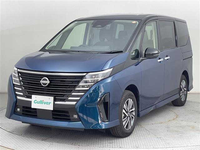 セレナ1.4 e-4ORCE ハイウェイスターV 4WD