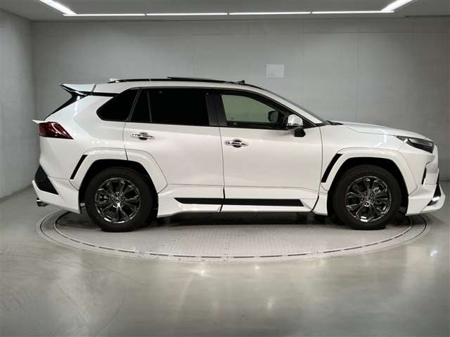 RAV42.5 ハイブリッド G E-Four 4WD