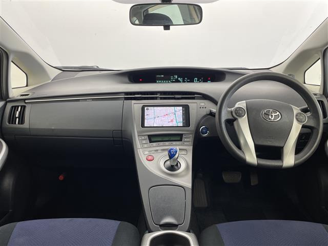プリウス1.8 S