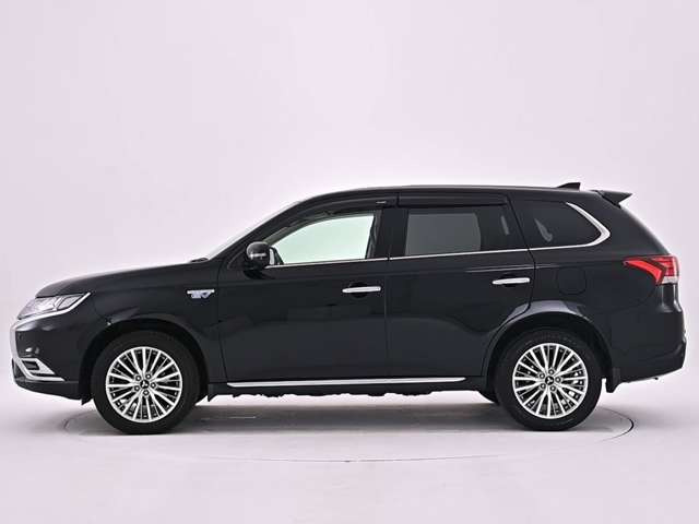 アウトランダーPHEV2.4 G 4WD
