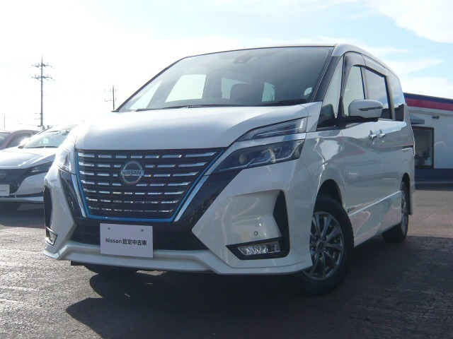 セレナ1.2 e-POWER ハイウェイスターV