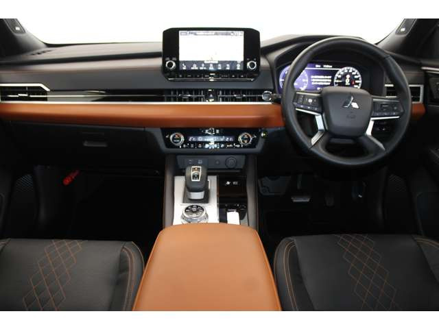 アウトランダーPHEV 2.4 P 4WD