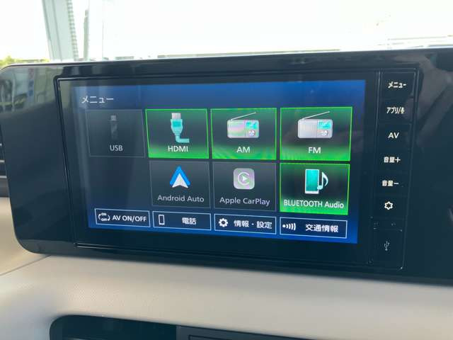 ��9�C���`�f�B�X�v���C�I�[�f�B�I��AM/FM���W�I��Bluetooth�Ή���