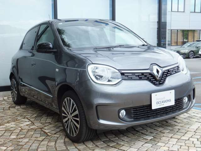 トゥインゴインテンス