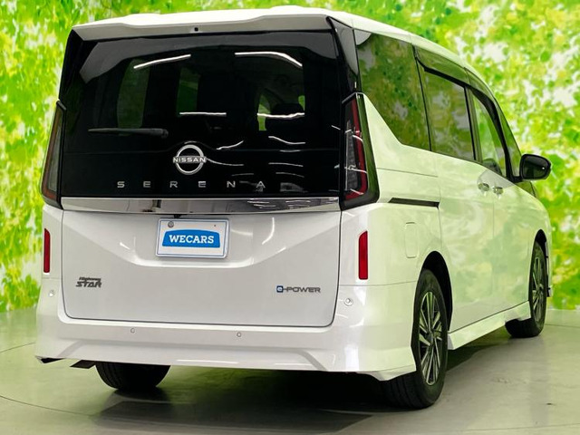 セレナ1.4 e-POWER ハイウェイスターV