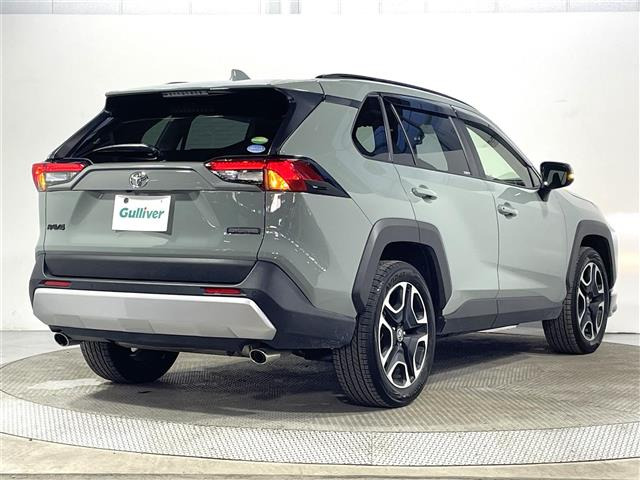 RAV42.0 アドベンチャー 4WD
