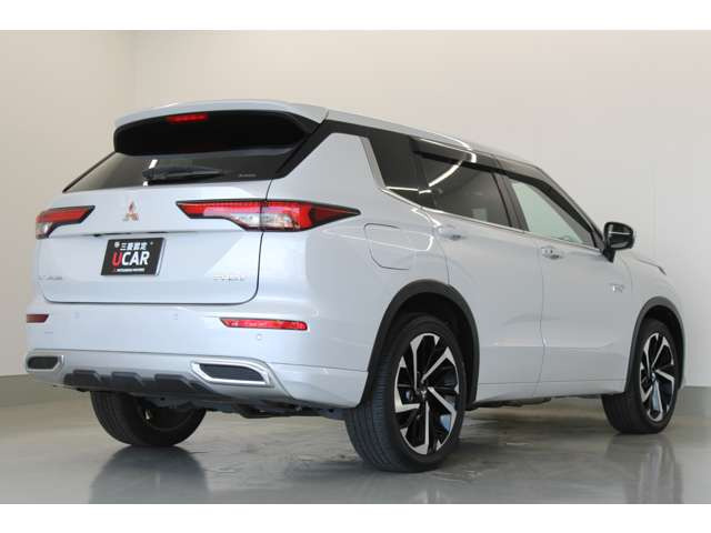 アウトランダーPHEV 2.4 P 4WD
