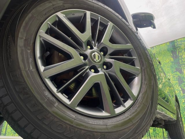 �y����17�C���`�A���~�z�C�[���z�O�ςɃ}�b�`���������A���~�z�C�[���𑕒����Ă���܂��B�e��ЊO�A���~�z�C�[����A�X�^�b�h���X�^�C�����戵�����Ă���܂��B���񂲑��k����������