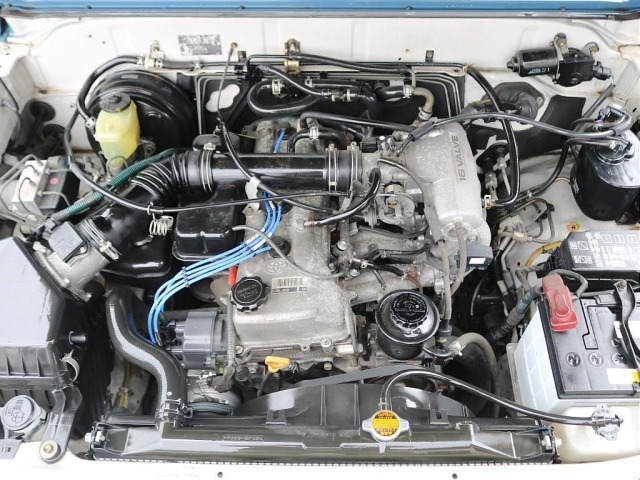 ランドクルーザープラド2.7 TX 4WD