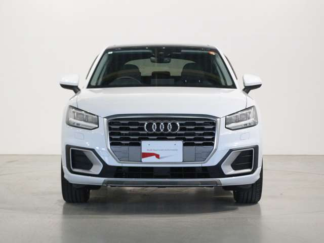 Q21.0 TFSI スポーツ