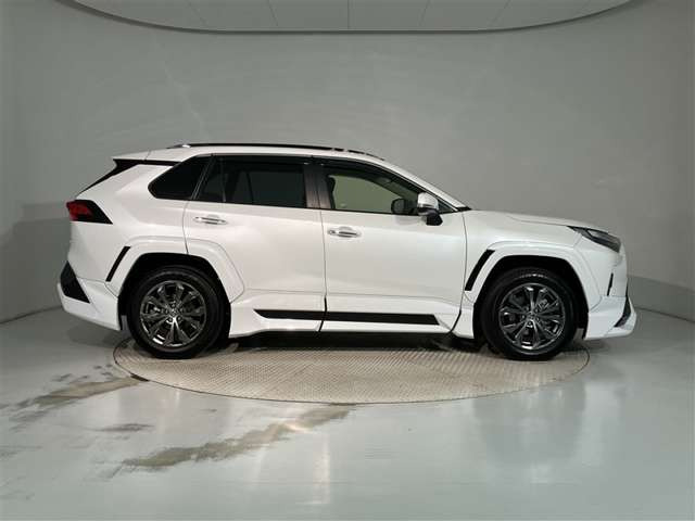 RAV42.5 ハイブリッド G E-Four 4WD