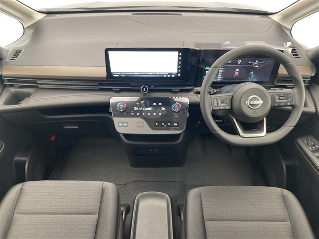 セレナ1.4 e-POWER ハイウェイスターV