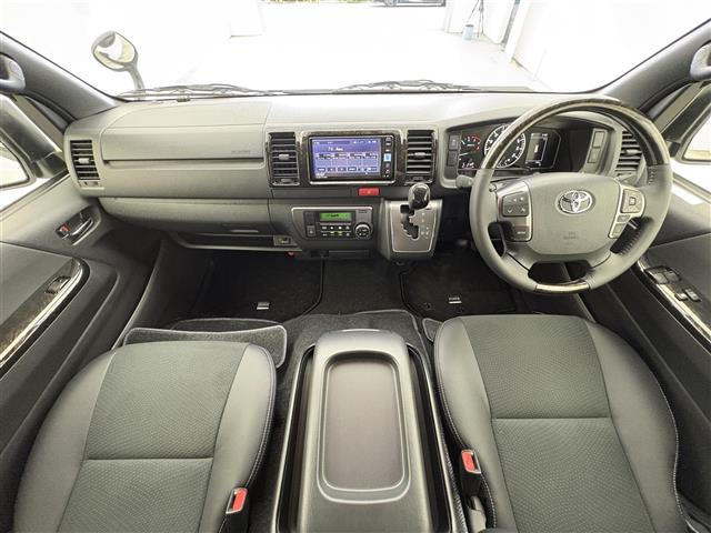 ハイエースバン2.8 スーパーGL ダークプライムII ロング ディーゼル 4WD