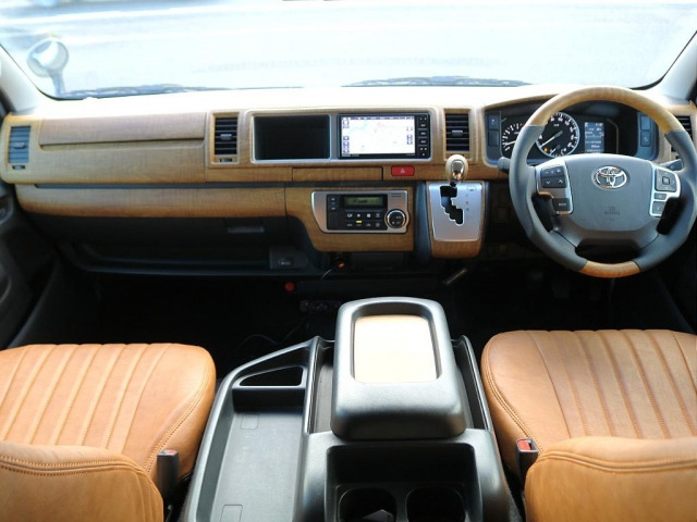ハイエース2.7 GL ロング ミドルルーフ 4WD