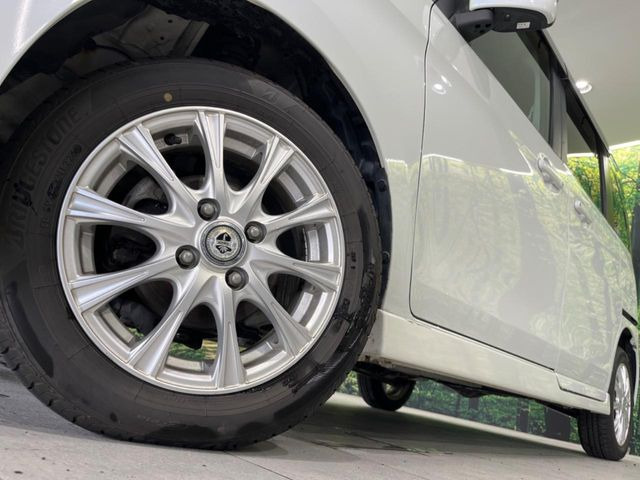 �y�A���~�z�C�[���z�O�ςɃ}�b�`�����A���~�z�C�[���𑕒����Ă���܂��B�e��A���~�z�C�[����A�X�^�b�h���X�^�C�����戵�����Ă���܂��B���񂲑��k����������