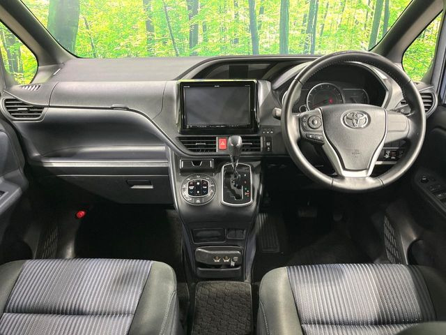 ヴォクシー2.0 ZS 煌