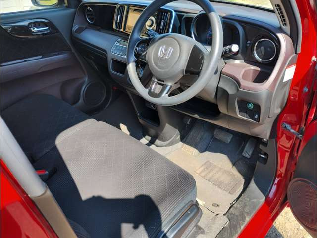 N-ONEプレミアム ツアラー 4WD