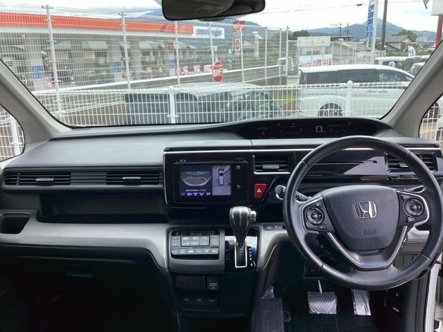 ステップワゴン1.5 スパーダ