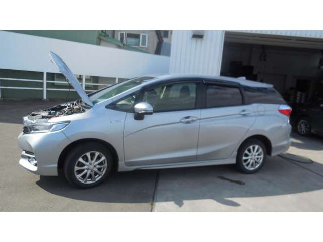 シャトル1.5 ハイブリッド X 4WD