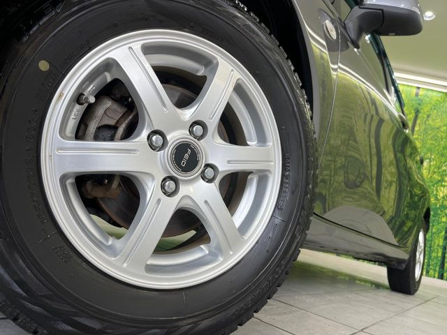 �y14�C���`�A���~�z�C�[���z�O�ςɃ}�b�`�����A���~�z�C�[���𑕒����Ă���܂��B�e��A���~�z�C�[����A�X�^�b�h���X�^�C�����戵�����Ă���܂��B���񂲑��k����������