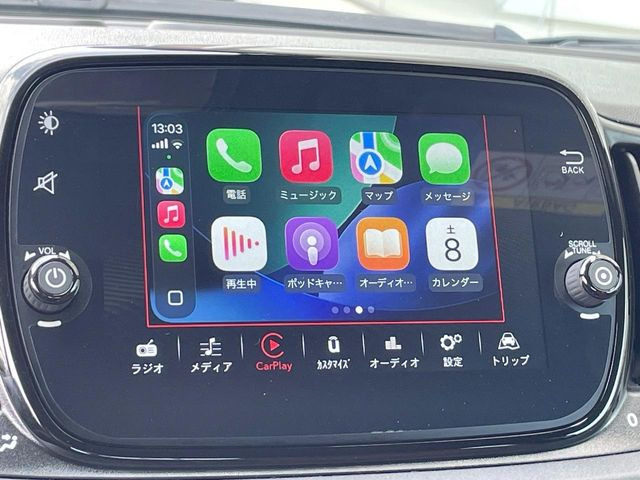 ��Apple Car Play:�X�}�z�Ƃ̗L���ڑ��ŁA�i�r�E�I�[�f�B�I�Đ��ȂǃX�}�z�̃A�v���@�\����ʂł��g����֗��@�\�ł�!