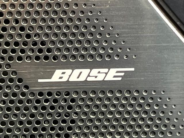 �yBOSE�T�E���h�V�X�e���t�������i�r�z�[���̃i�r�@�\�͂������A���x�ȃ`���[�j���O�\�͂����ڂ���Ă���A�������ȉ��y�����y���݂��������܂���