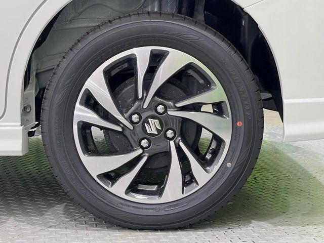 �y�����I�v�V����15�C���`�A���~�z�C�[���z�����I�v�V�����z�C�[���𑕒��B���s���\�̌���ɉ����A�O�ς����X�^�C���b�V���ɂȂ��Ă��܂��B