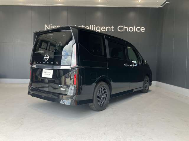セレナ1.4 e-POWER ハイウェイスターV