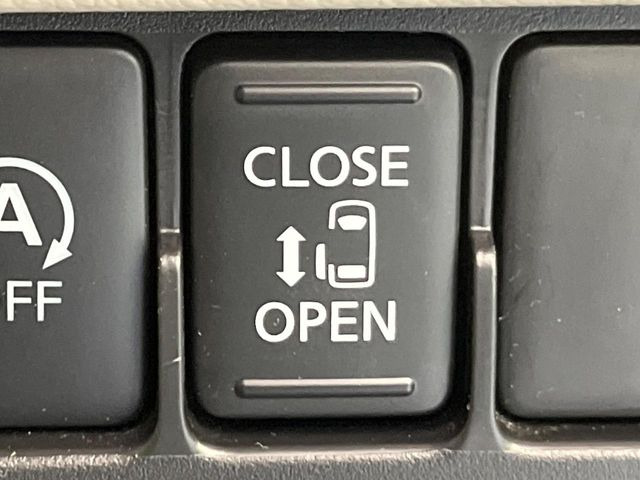 【パワースライドドア】スマートキーや運転席のスイッチでスライドドアの開閉が可能♪電動だから力を入れてドアを開ける必要が無く、小さいお子様でも、重い荷物を持っている時もラクに開け閉めできます♪
