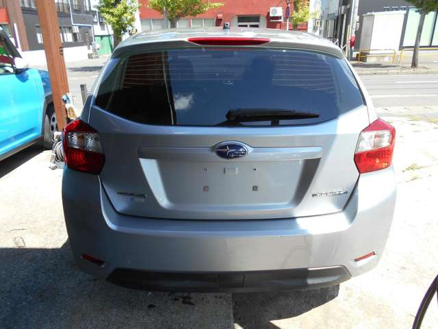 インプレッサスポーツ1.6 i 4WD