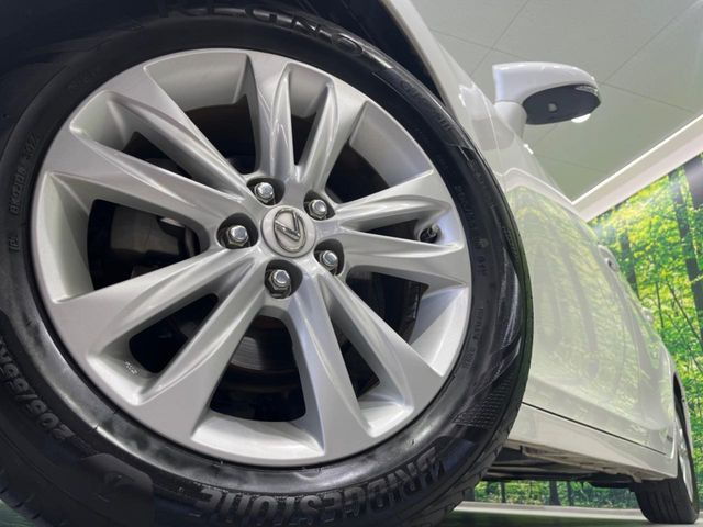 �y����16�C���`�A���~�z�C�[���z�O�ςɃ}�b�`���������A���~�z�C�[���𑕒����Ă���܂��B�e��ЊO�A���~�z�C�[����A�X�^�b�h���X�^�C�����戵�����Ă���܂��B���񂲑��k����������
