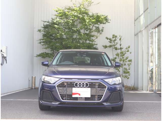 A1スポーツバック25 TFSI アドバンスド