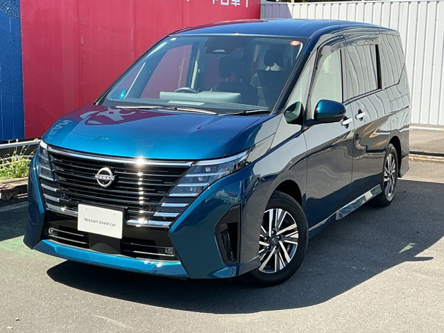 セレナ1.4 e-POWER ハイウェイスターV