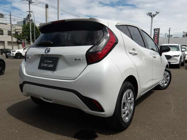 アクア1.5 G E-Four 4WD