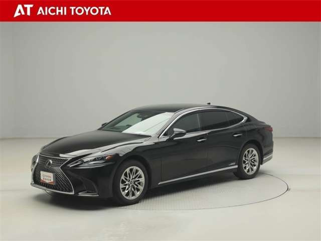 LS500h エグゼクティブ 4WD