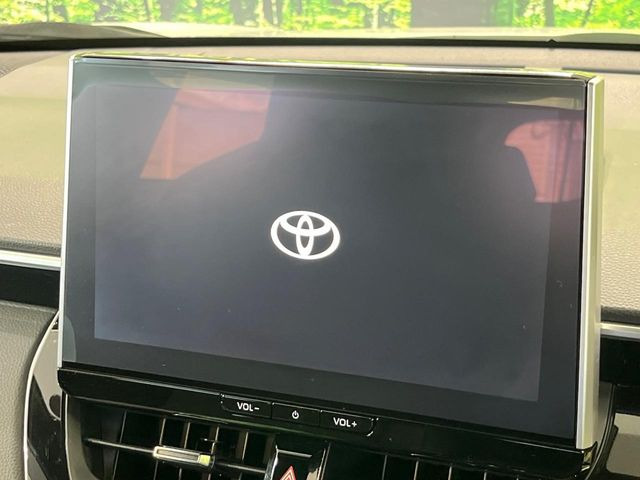 �y10.5�C���` �f�B�X�v���C�I�[�f�B�I�z���ʂ̃f�B�X�v���C��AppleCarPlay��AndroidAuto�����p�\�B�傫�ȉ�ʂŃX�}�z�i�r�A�v���������p���������܂���